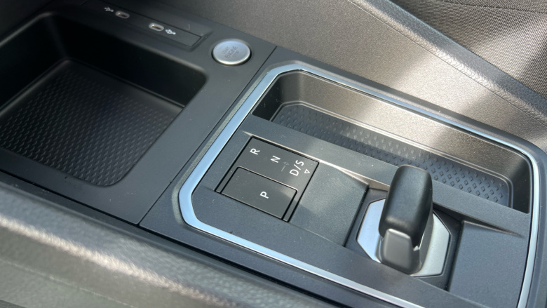 Ford Transit Connect 250 L2 Petrol 1.5 EcoBoost PHEV 150 Trend Van Auto